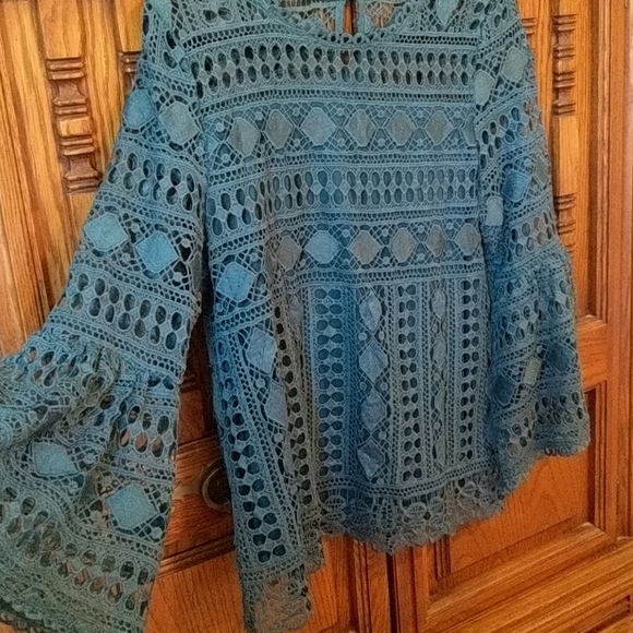 Crotchet Bell Sleeve Top - Picture 3 of 6